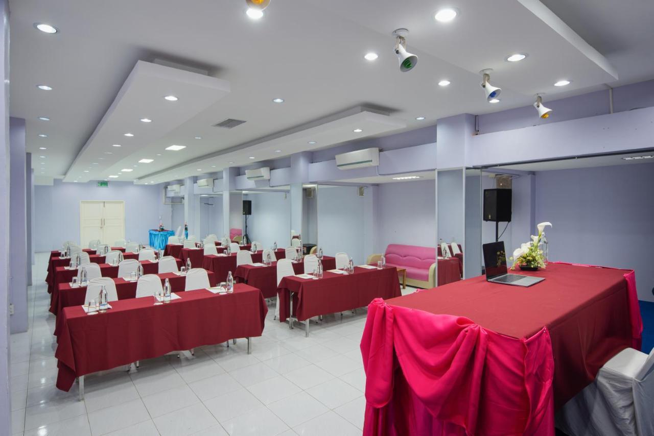 Eco Inn Lite Ubon Ratchathani Exterior photo